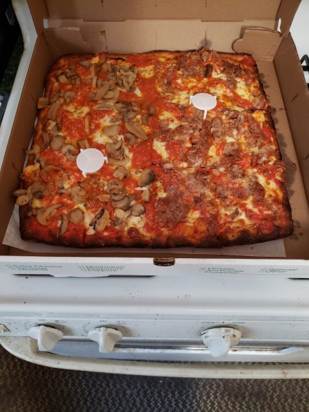 1013pizza.jpg