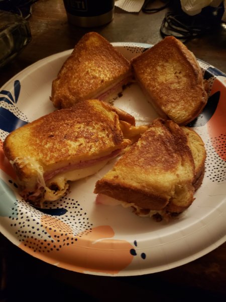 13dinnergrill.jpg