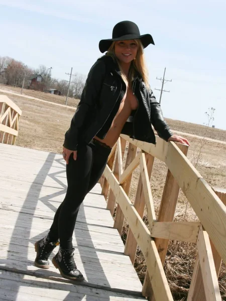 1569449142386.webp