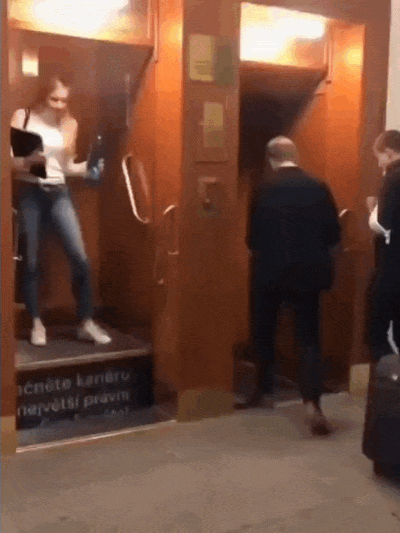 1777746415448.gif