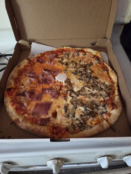 82pizza.webp
