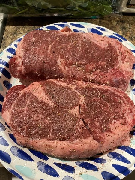 dinner12320221.jpg