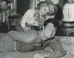 Elly-May-hammerlocks-Jethro.jpg